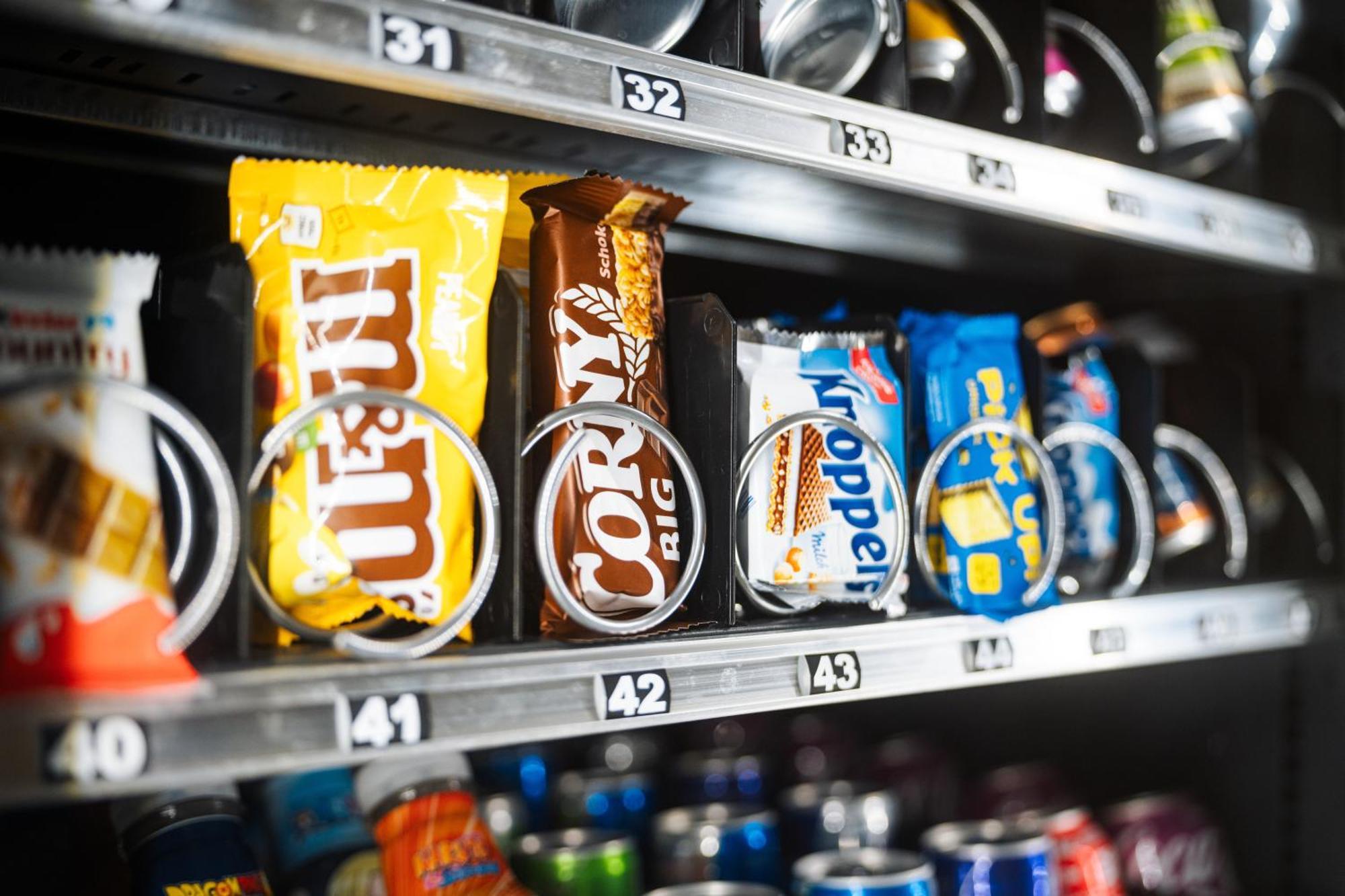 Hostel MHG Zewnętrze zdjęcie A vending machine